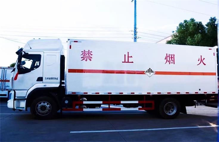 中港危险品车28台