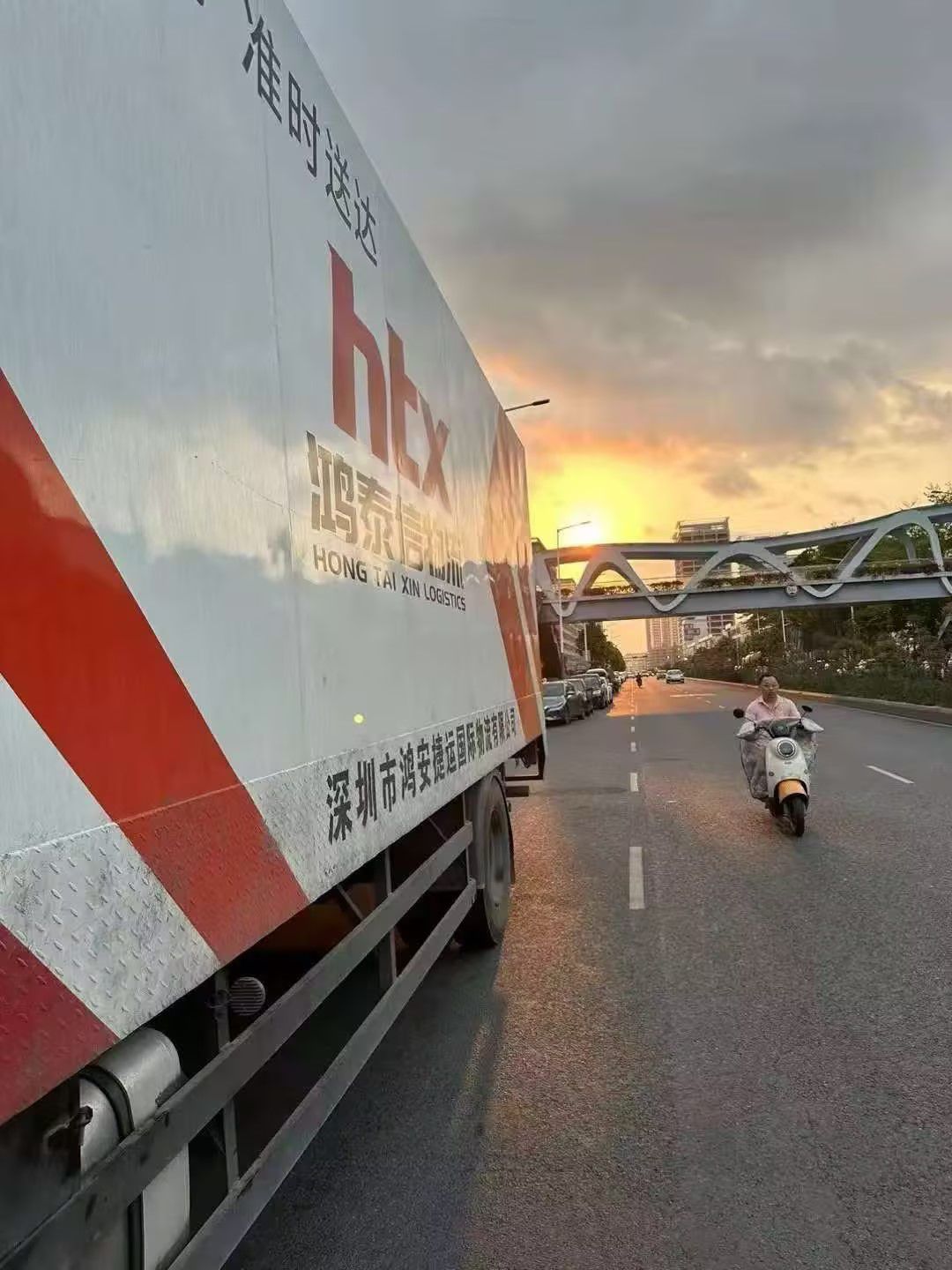 润州惠州至香港物流专线：大湾区高效贸易的黄金通道