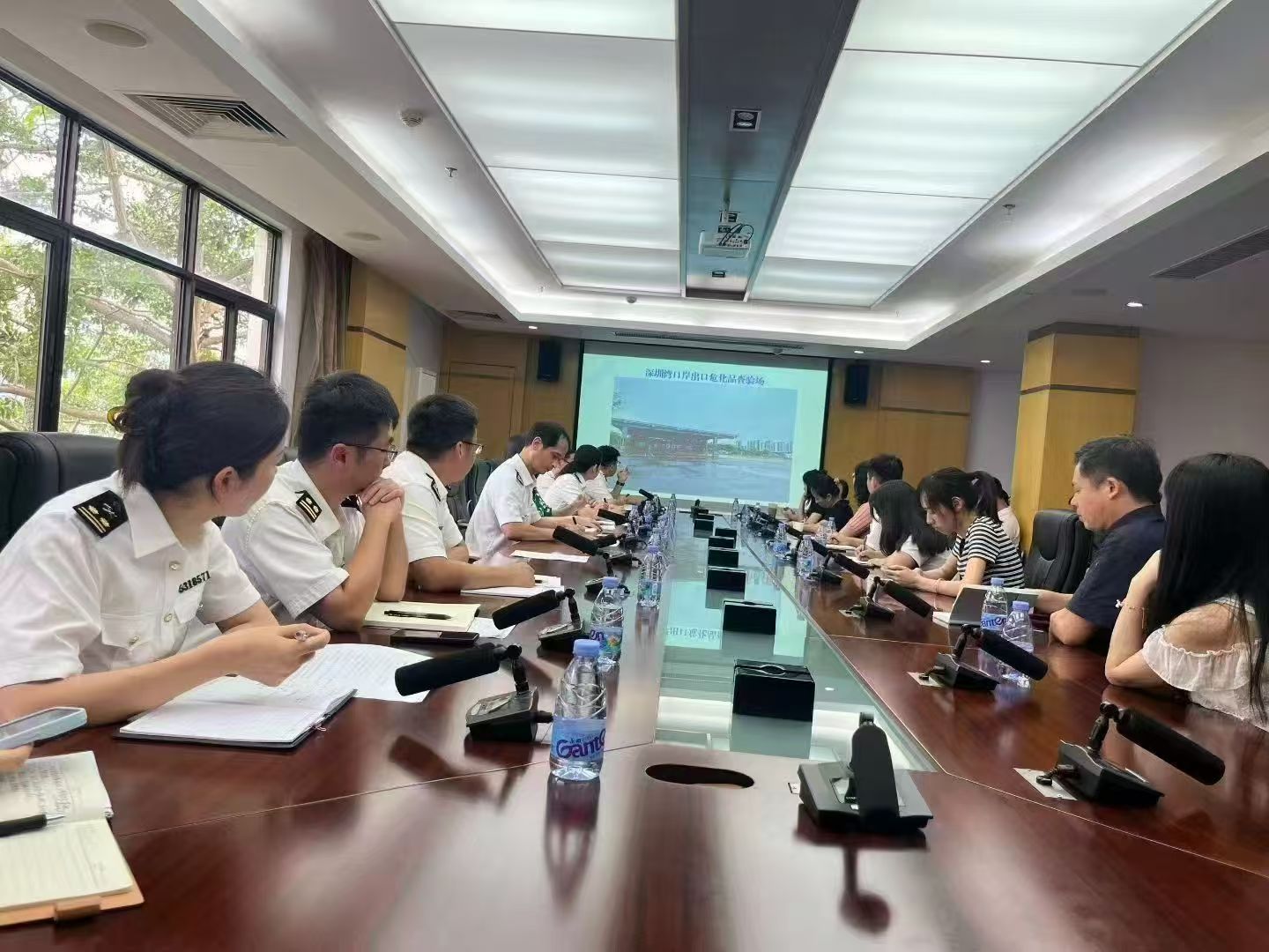中港物流关于危化车过港会议